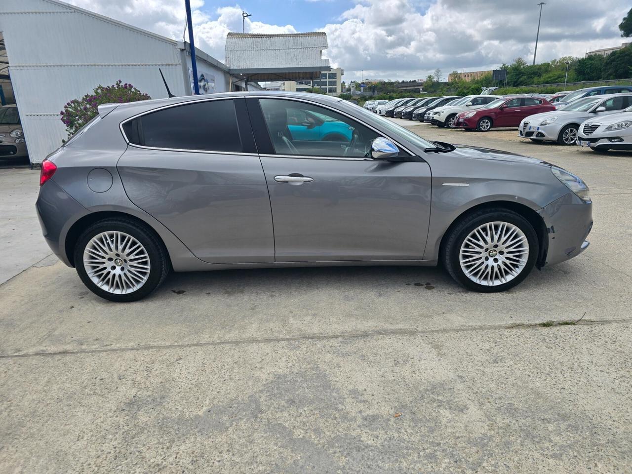 Alfa Romeo Giulietta 2.0 JTDm-2 150 CV Distinctive