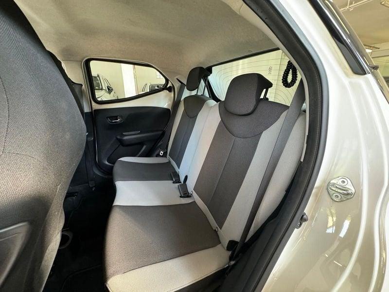 Toyota Aygo Aygo 5p 1.0 x-black tss