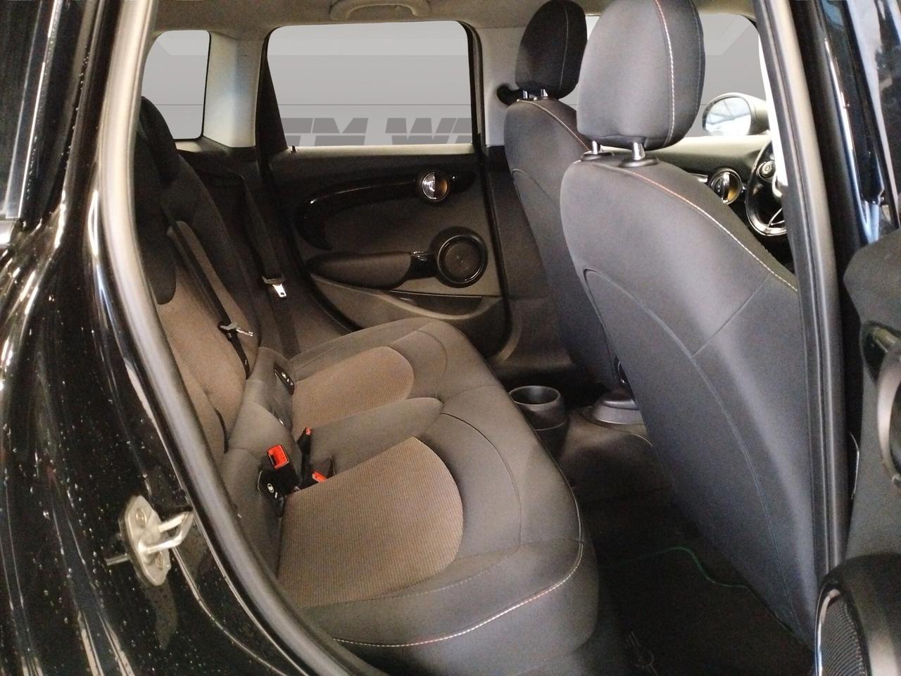 Mini One 5 porte (F55) - 1.5 75 CV - NEOPATENTATI