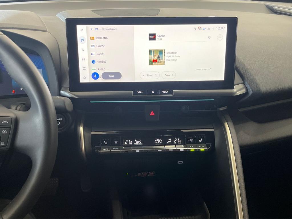 Toyota C-HR 1.8 hv Lounge fwd e-cvt
