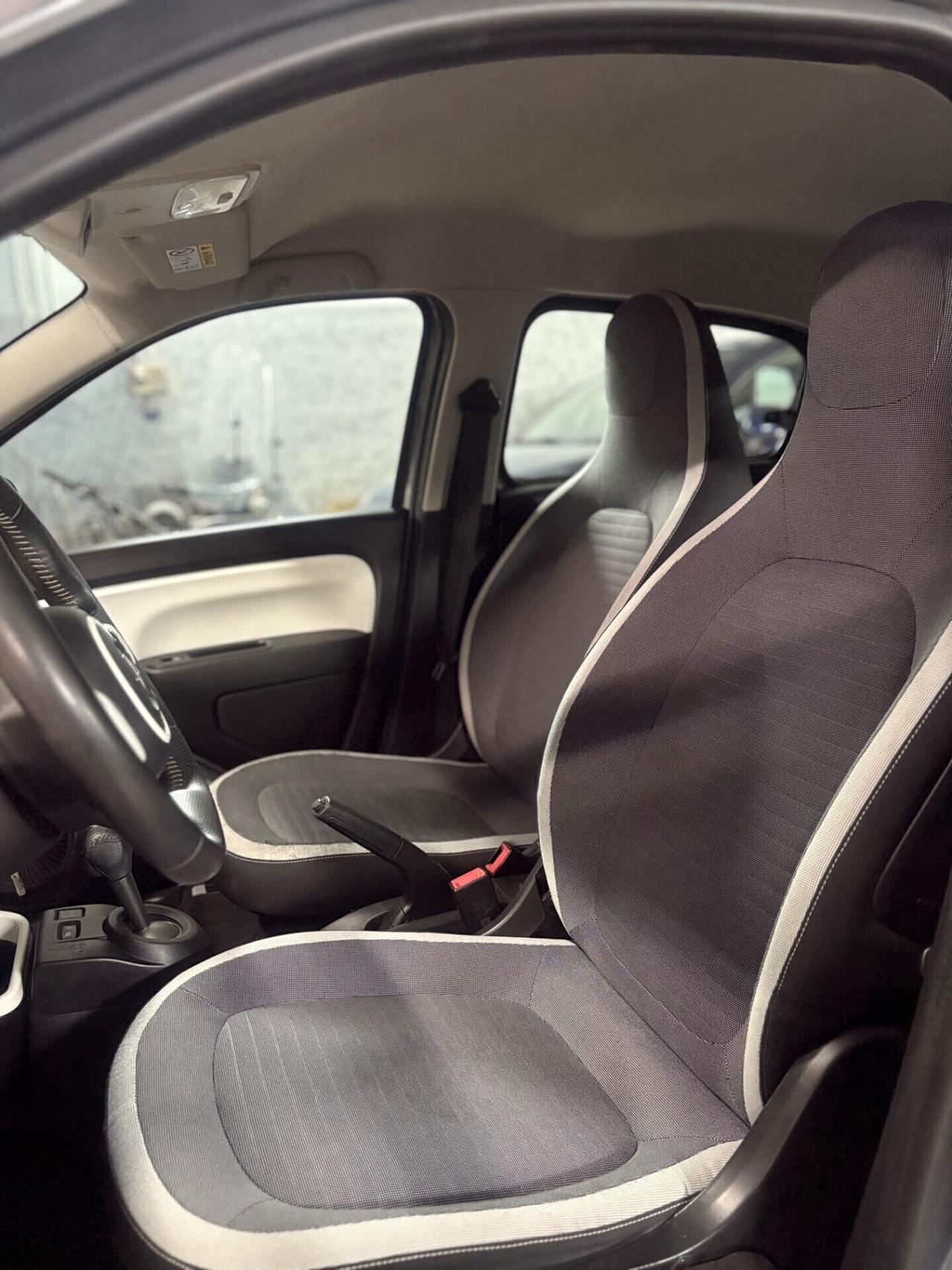 Renault Twingo 1.0 sce Limited Automatica
