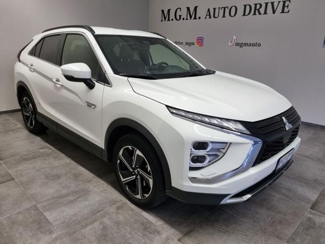 MITSUBISHI Eclipse Cross 2.4 MIVEC 4WD PHEV Instyle SDA Pack 0