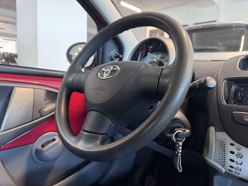 Toyota Aygo Aygo 5p 1.0 Lounge connect m-mt