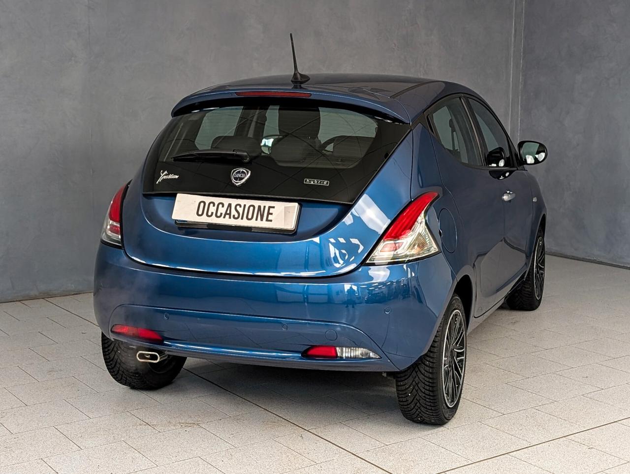 Lancia Ypsilon 1.0 FireFly 5 porte S&S Hybrid Ecochic Gold