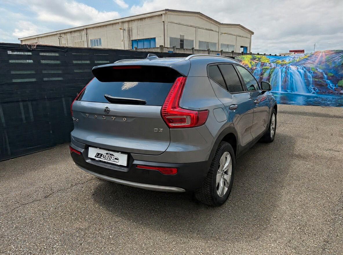 Volvo XC40 D3 Geartronic Momentum Pro