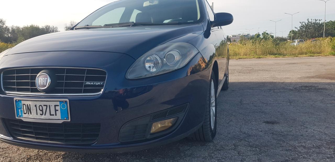 Fiat Croma 1.9 Multijet Emotion