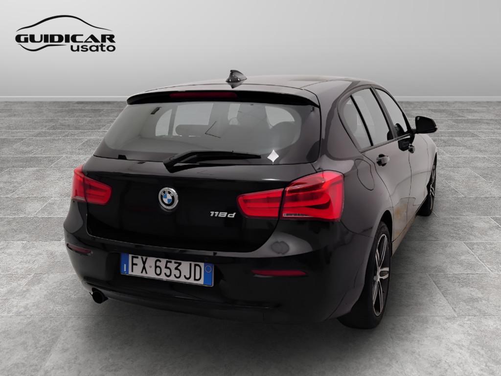 BMW Serie 1 F/20-21 2015 - 118d Sport auto 5p my18