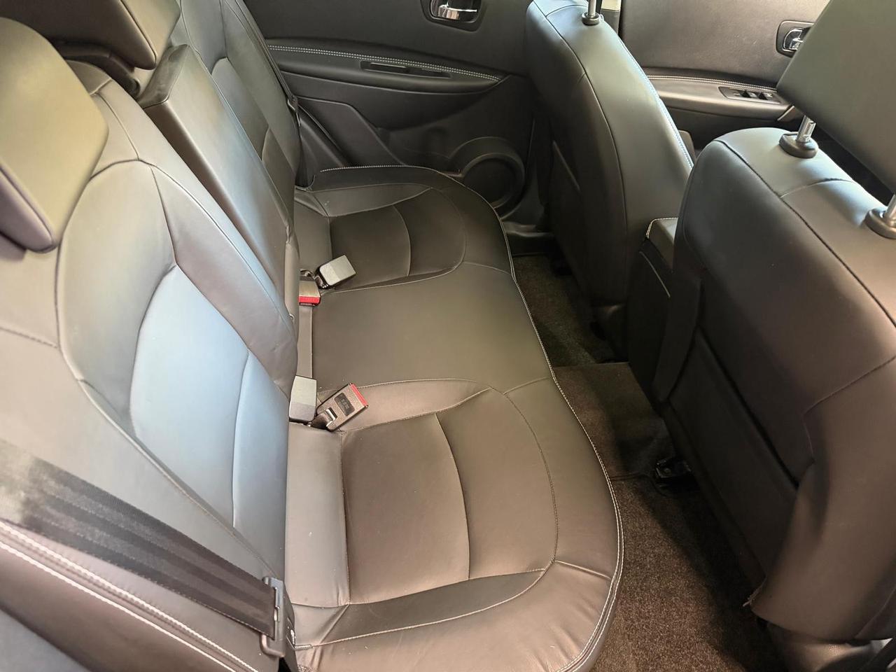 Nissan Qashqai 2.0 dCi DPF 4WD aut. Tekna 100.000KM UNICOPROPR