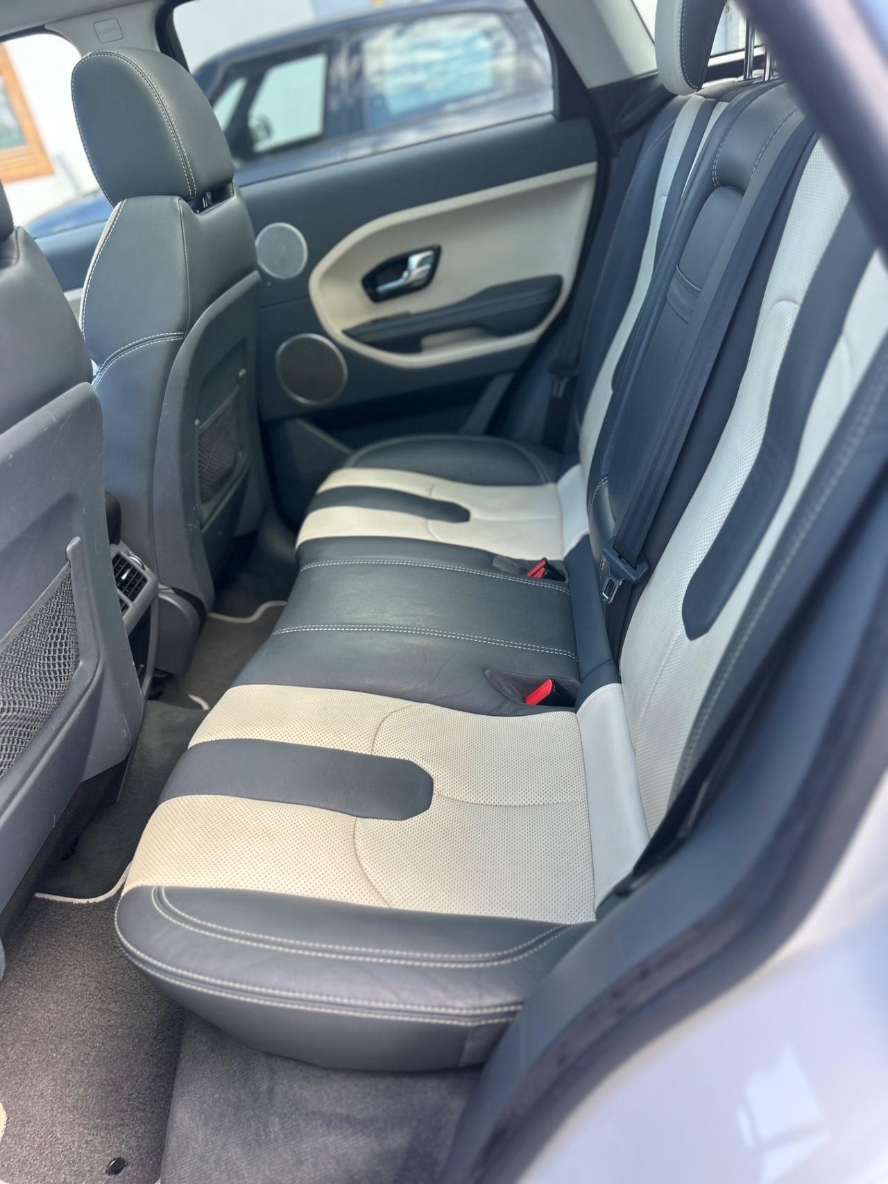 Land Rover Range Evoque 2.2 TD4 5p. Prestige