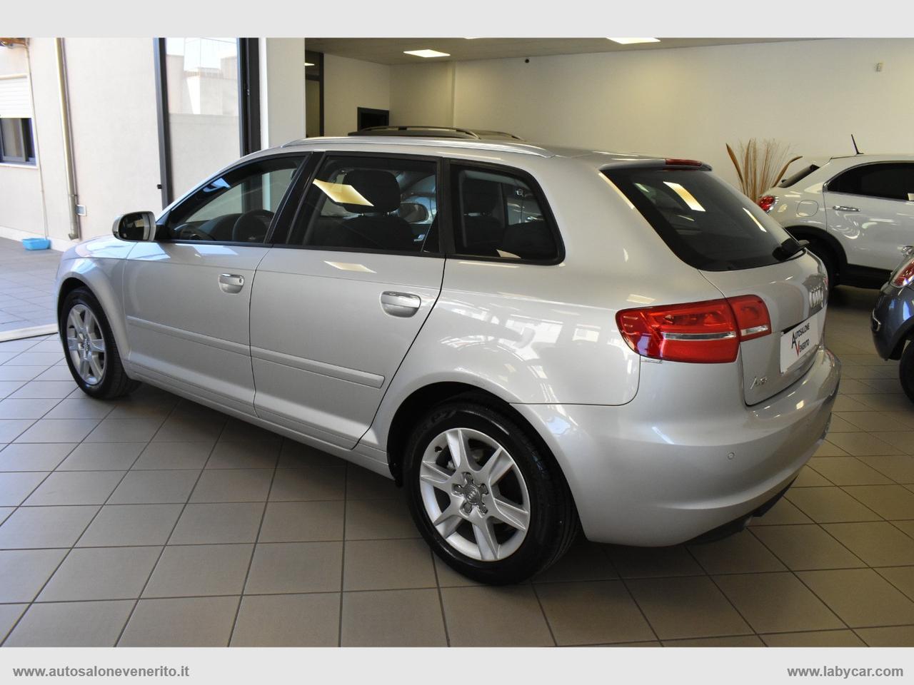 AUDI A3 1.6 TDI S tronic Attraction