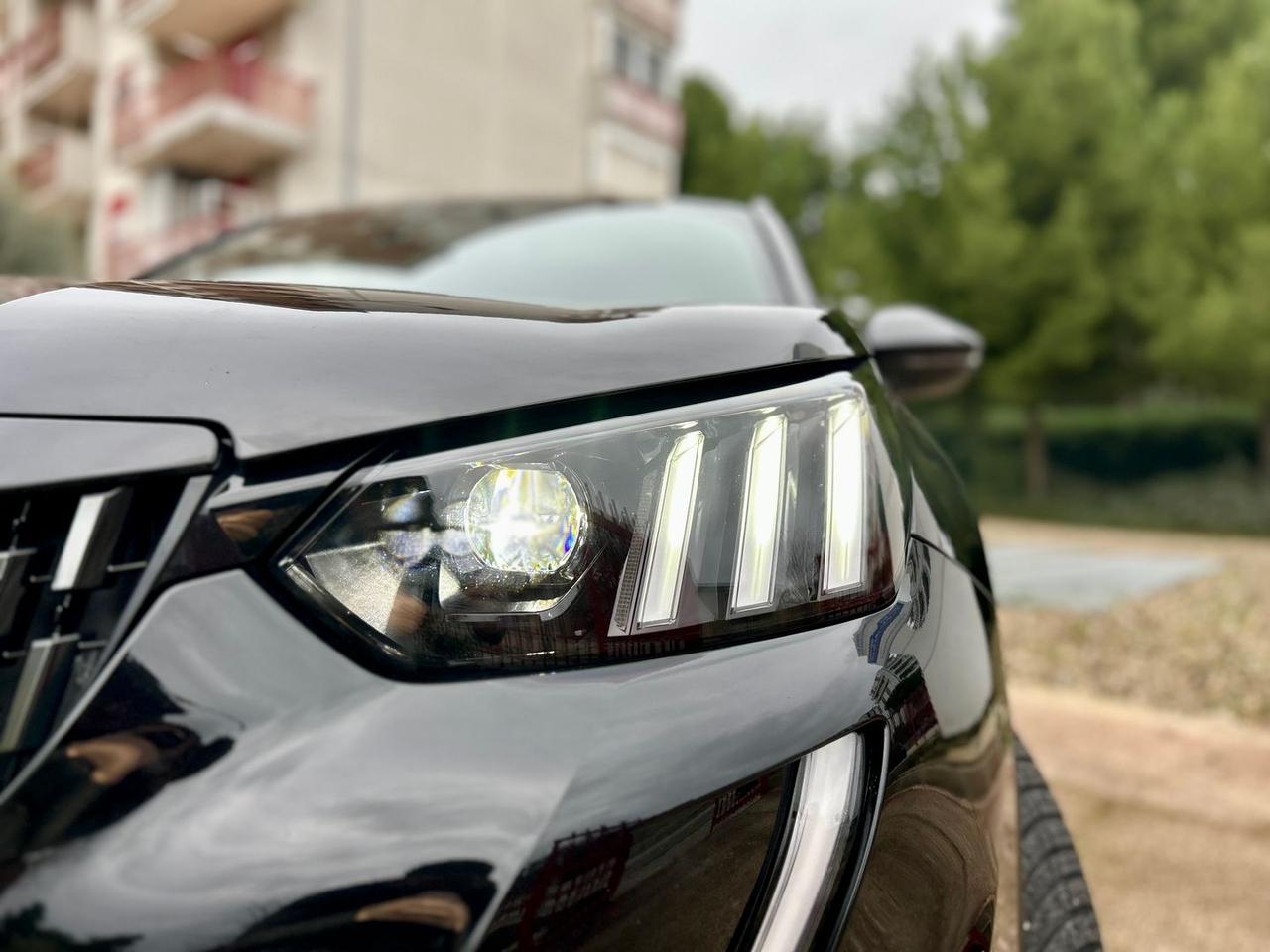 Peugeot 2008 GT 1.5 Blue HDI 130 #8906