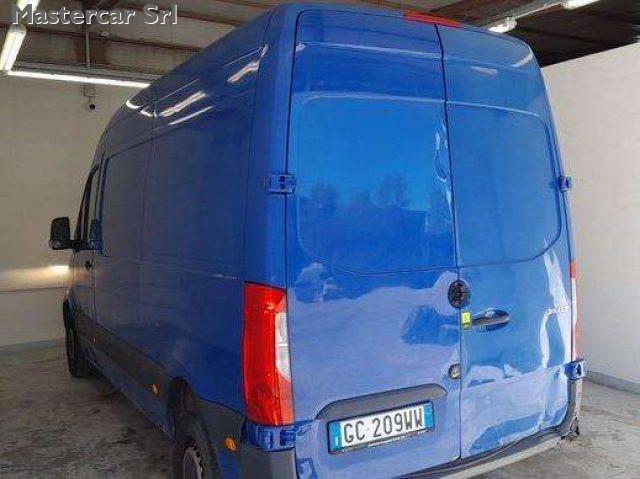 MERCEDES-BENZ Sprinter 311 F39/33 ta pm traz ant CDI TG: GC209WW