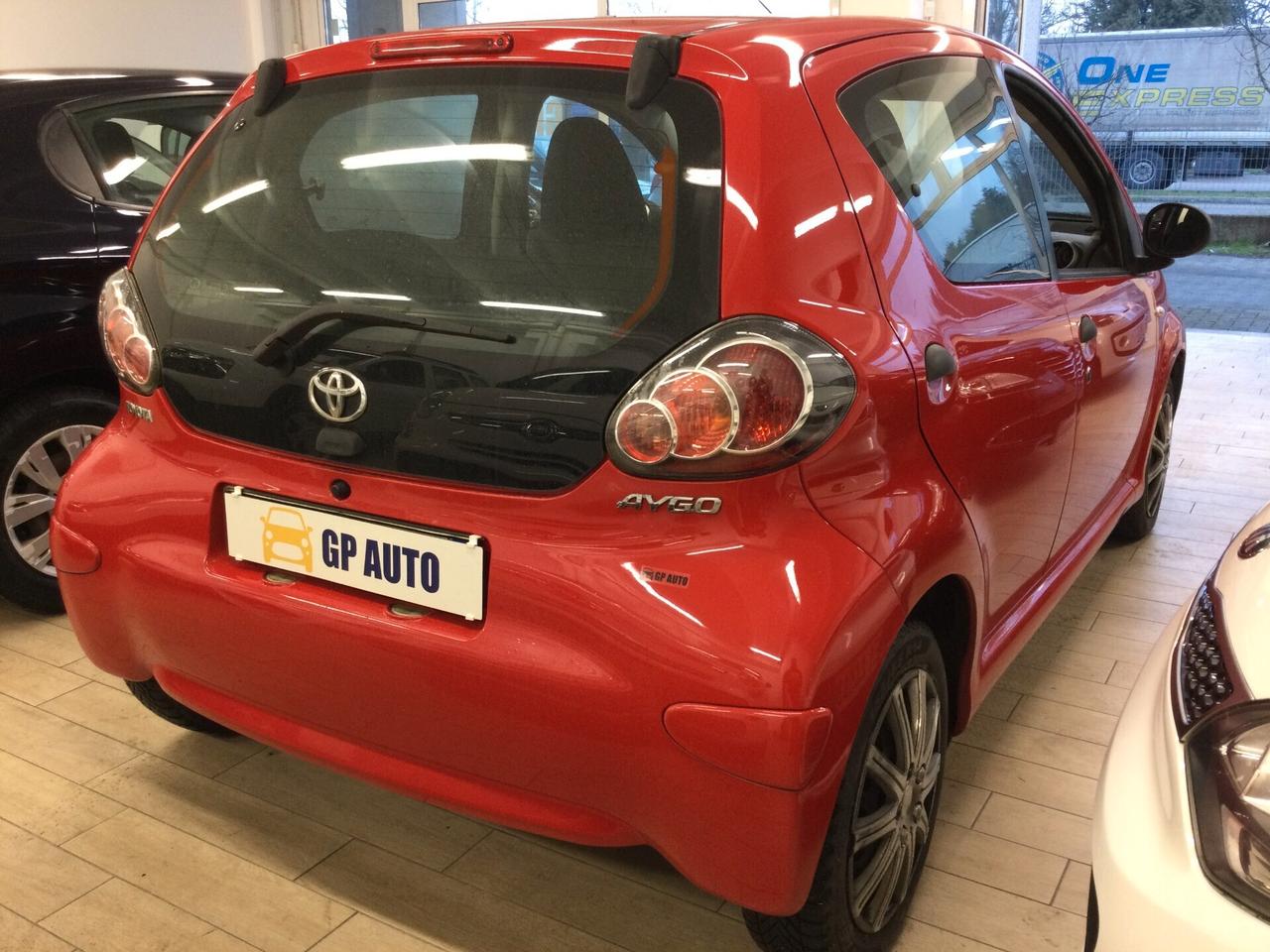 Toyota Aygo 1.0 12V VVT-i 5 porte Now