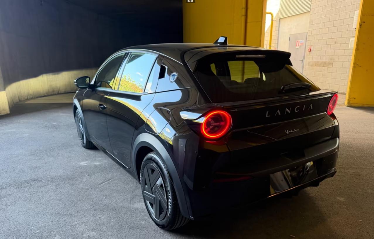Lancia Ypsilon 1.2 mhev 110cv e-dct
