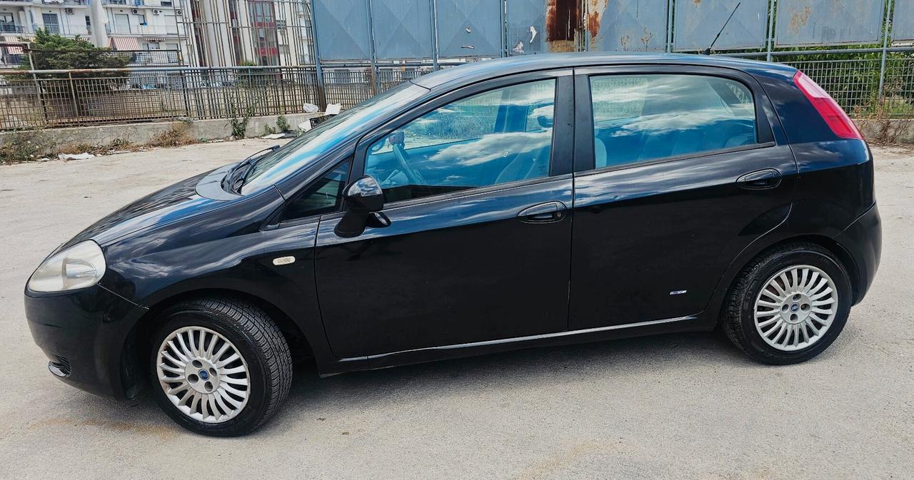 Fiat Grande Punto Grande Punto 1.3 MJT 75 CV 5 porte Active