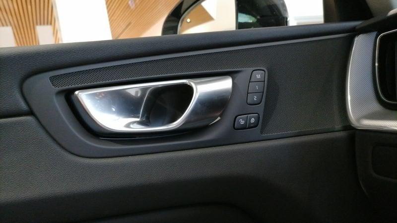 Volvo XC60 XC60 B4 automatico Plus Dark