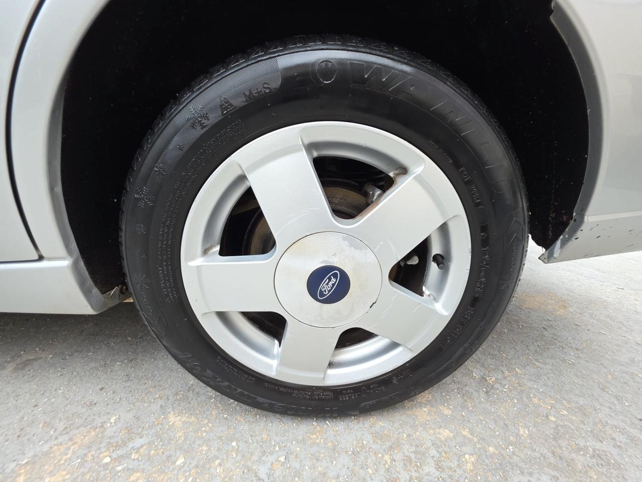 Ford Focus 1.8 TDCi (100CV) cat 5p. Zetec