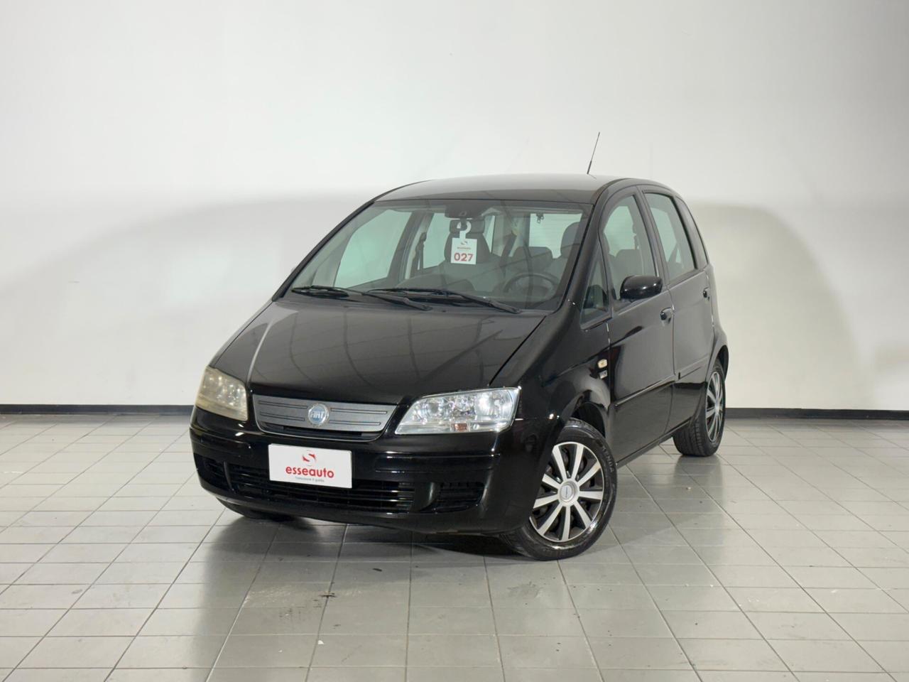 Fiat Idea 1.2 16V BlackLabel