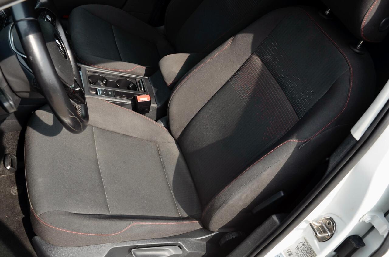 VOLKSWAGEN GOLF 5p 1.0 TSI TRENDLINE 85cv, OK NEOPATENTATI, EURO 6B, NAVI, RETROCAMERA, APPLE ANDROID, PERMUTE
