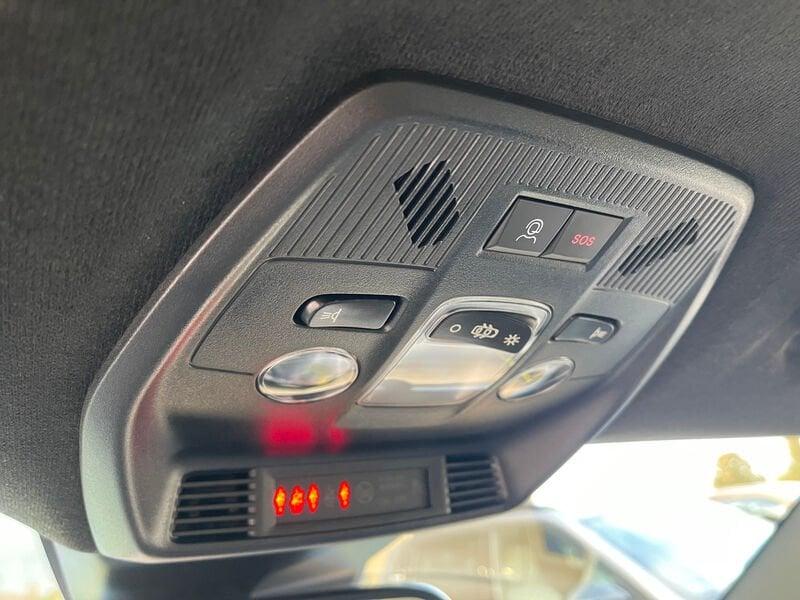 FIAT Grande Panda 44 kWh La Prima - AZIENDALE