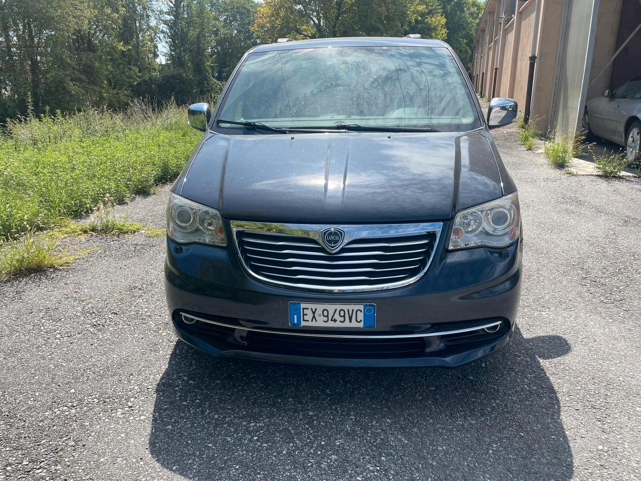 Lancia Voyager 2.8 Turbodiesel Platinum 177 CV