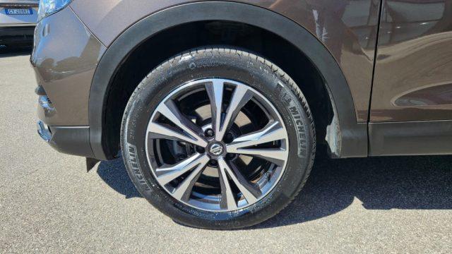 NISSAN Qashqai 1.3 DIG-T 140 CV Acenta Premium
