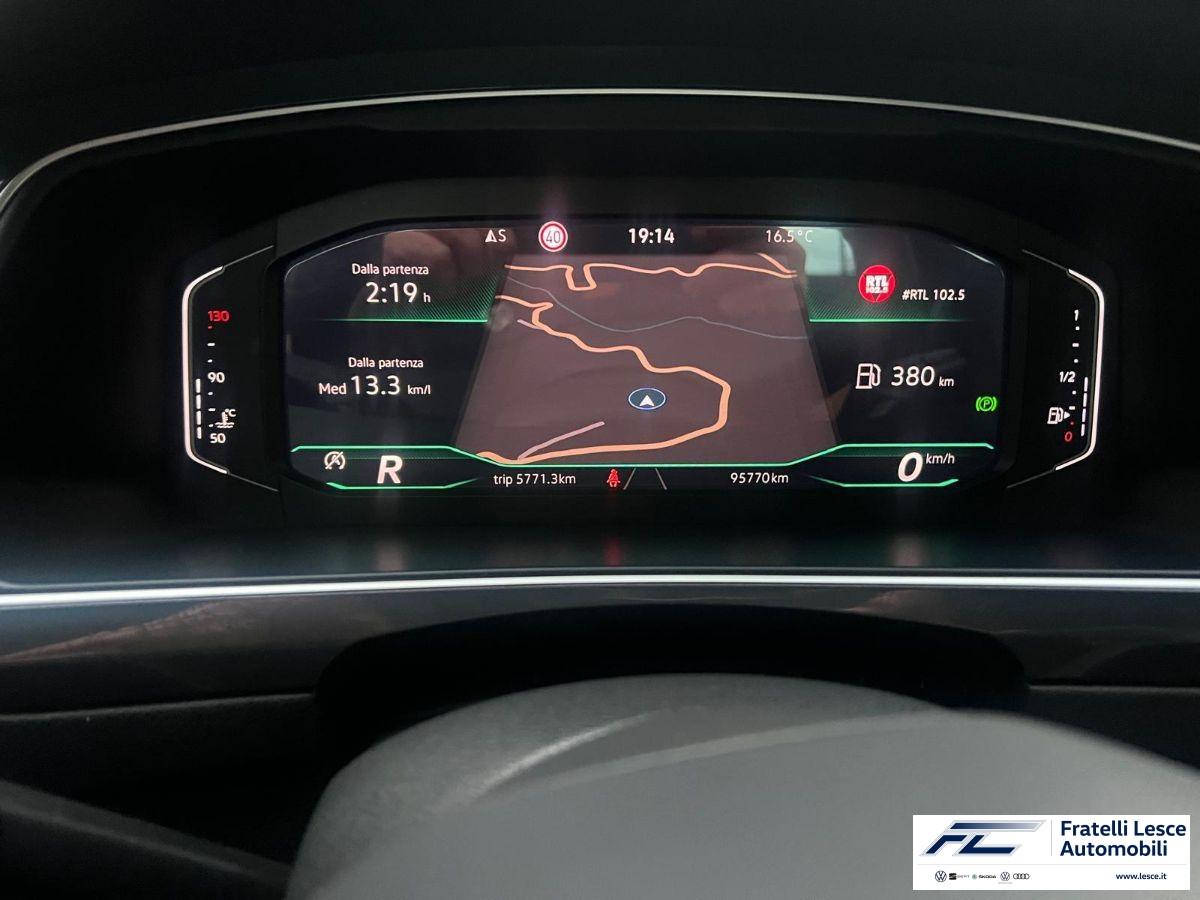 VOLKSWAGEN - Tiguan 2.0 tdi scr R-Line 150cv dsg (Conto Vendita - Esposizione Piano Lago)