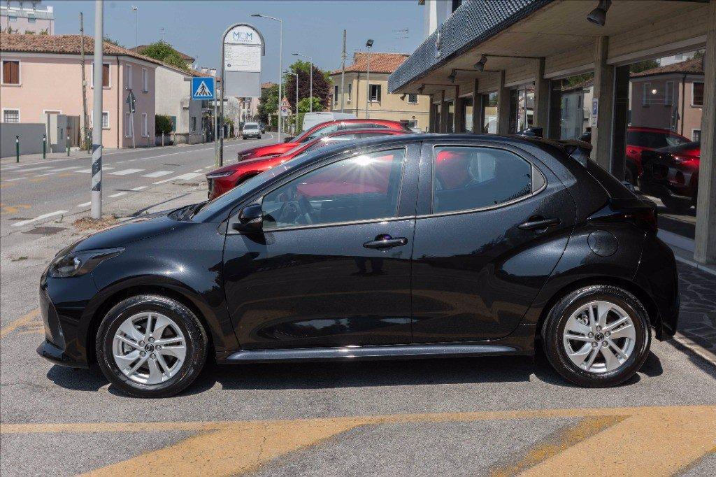 MAZDA 2 1.5 vvt full hybrid electric Centre Line e-cvt del 2025