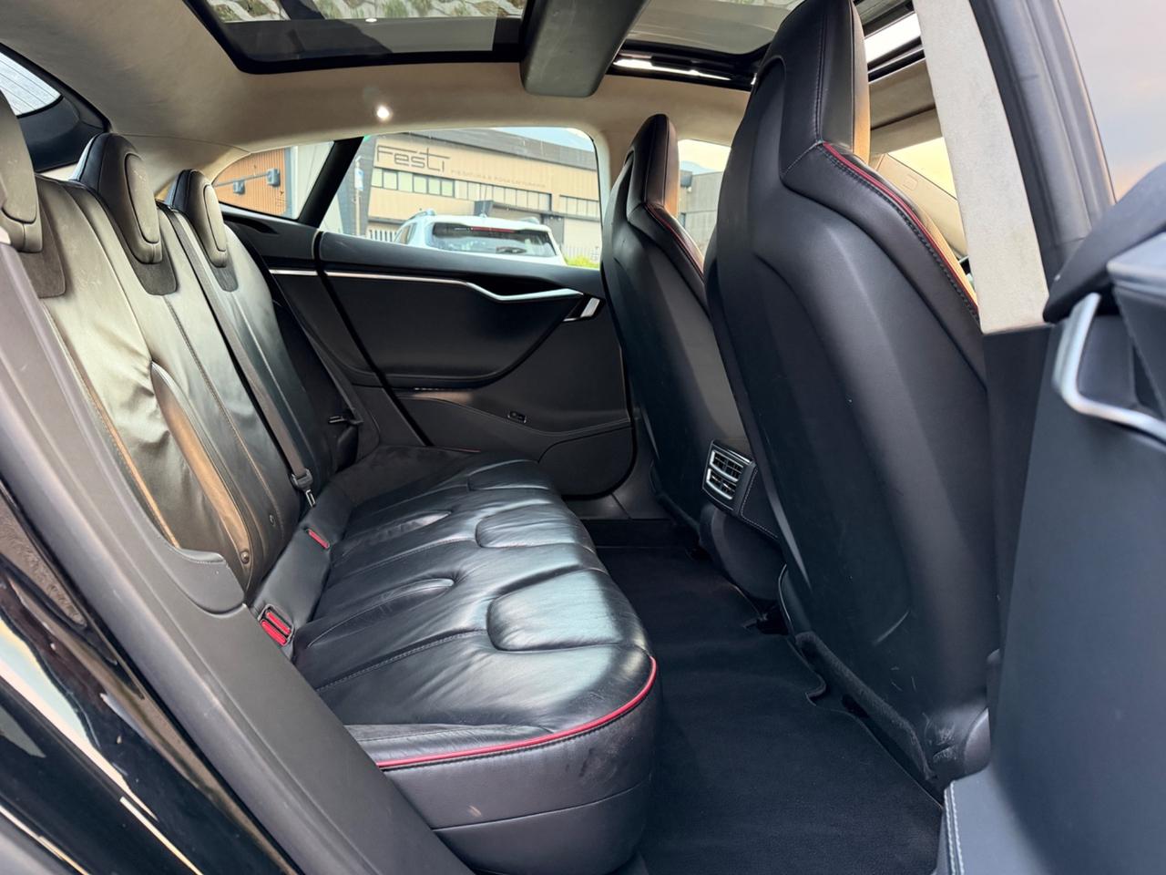 Tesla Model S P85 ,,RICARICA SC01 GRATIS A VITA”