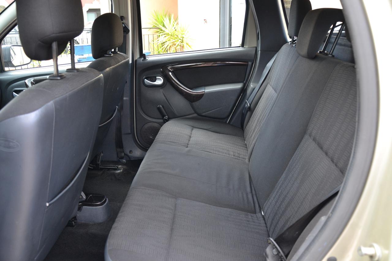 Dacia Duster 1.5 dCi 110CV 4x4 **GANCIO TRAINO**UNIPRO'**