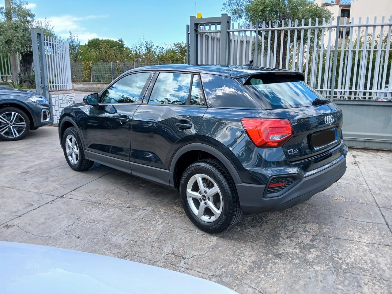 Audi Q2 30 TFSI Business
