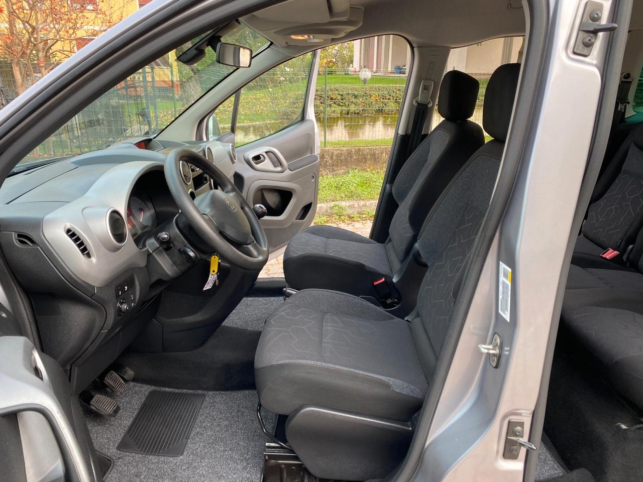 Peugeot Partner Tepee 1.6Hdi Autocarro 5 Posti EURO 6B