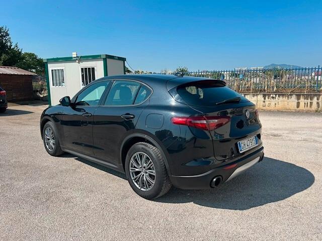 Alfa Romeo Stelvio 2.2 Turbodiesel 160 CV AT8 RWD Super Business