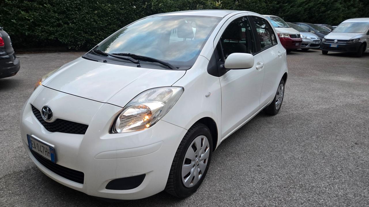 Toyota Yaris 1.3 5 porte Sol
