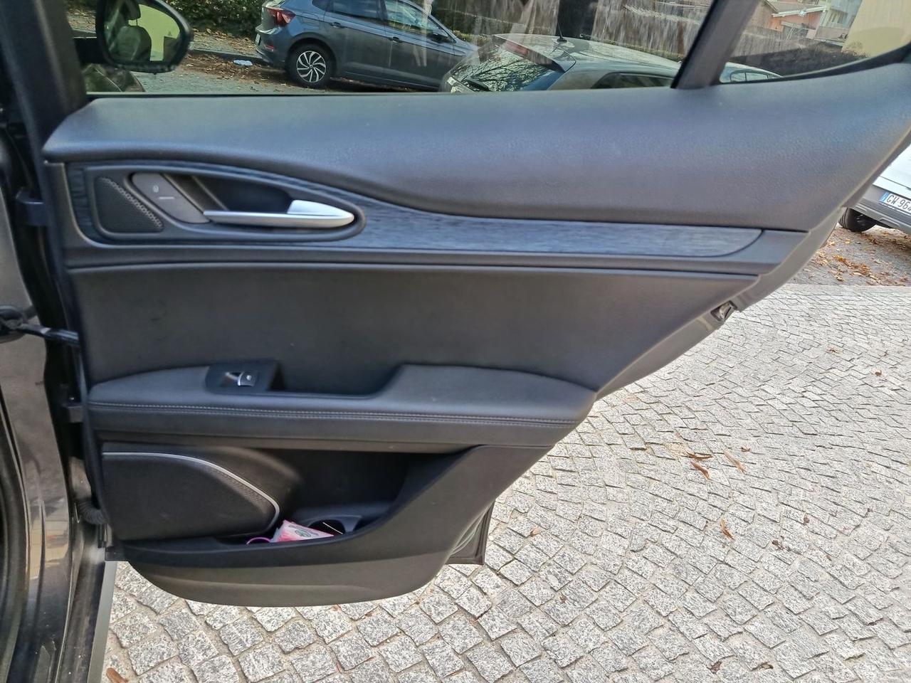 Alfa Romeo Stelvio Sport Tech 2.2 #7918