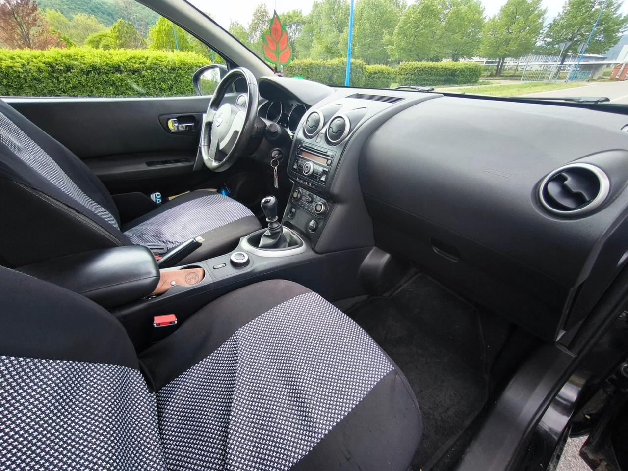 NISSAN QASHQAI 2,0 DCI 4X4