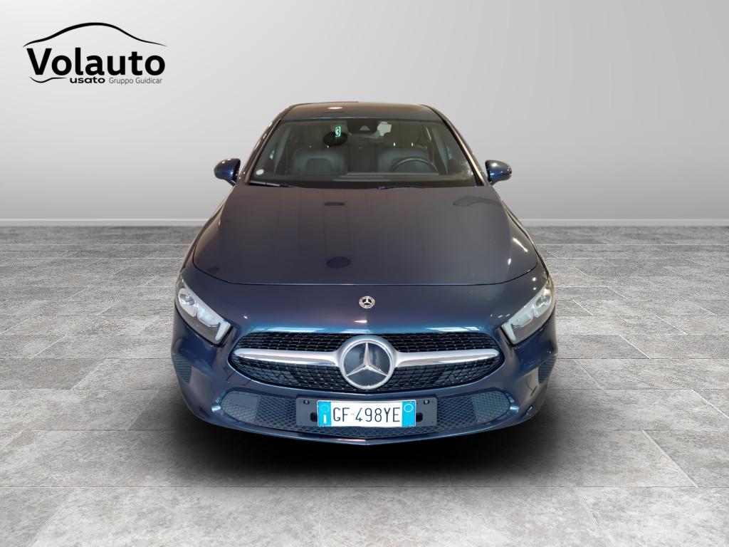 Mercedes-Benz Classe A - W177 2018 - A 180 d Sport auto