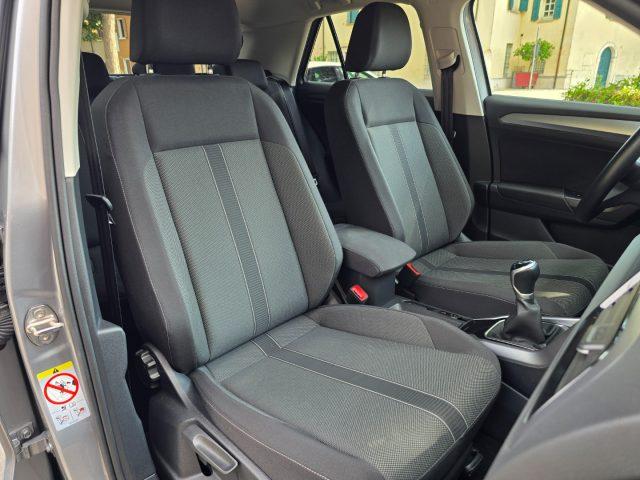 VOLKSWAGEN T-Roc 1.0 TSI IQ Light LED Performance 18" CAMERA ACC