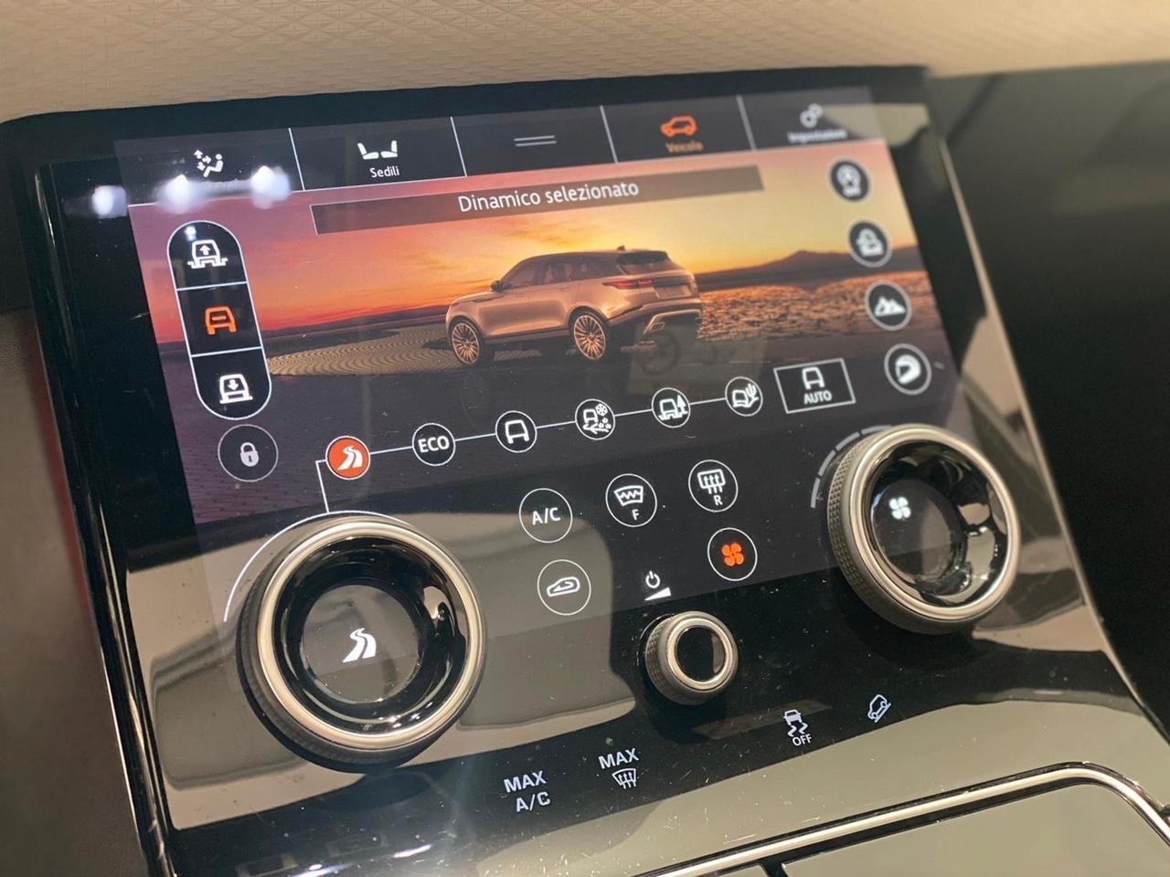 Range Rover Velar 3.0 V6 300CV R-Dynamic SE 2018
