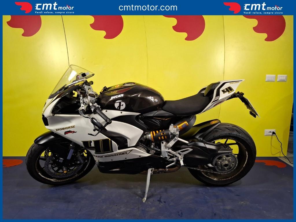 Ducati Panigale V2 - 2021