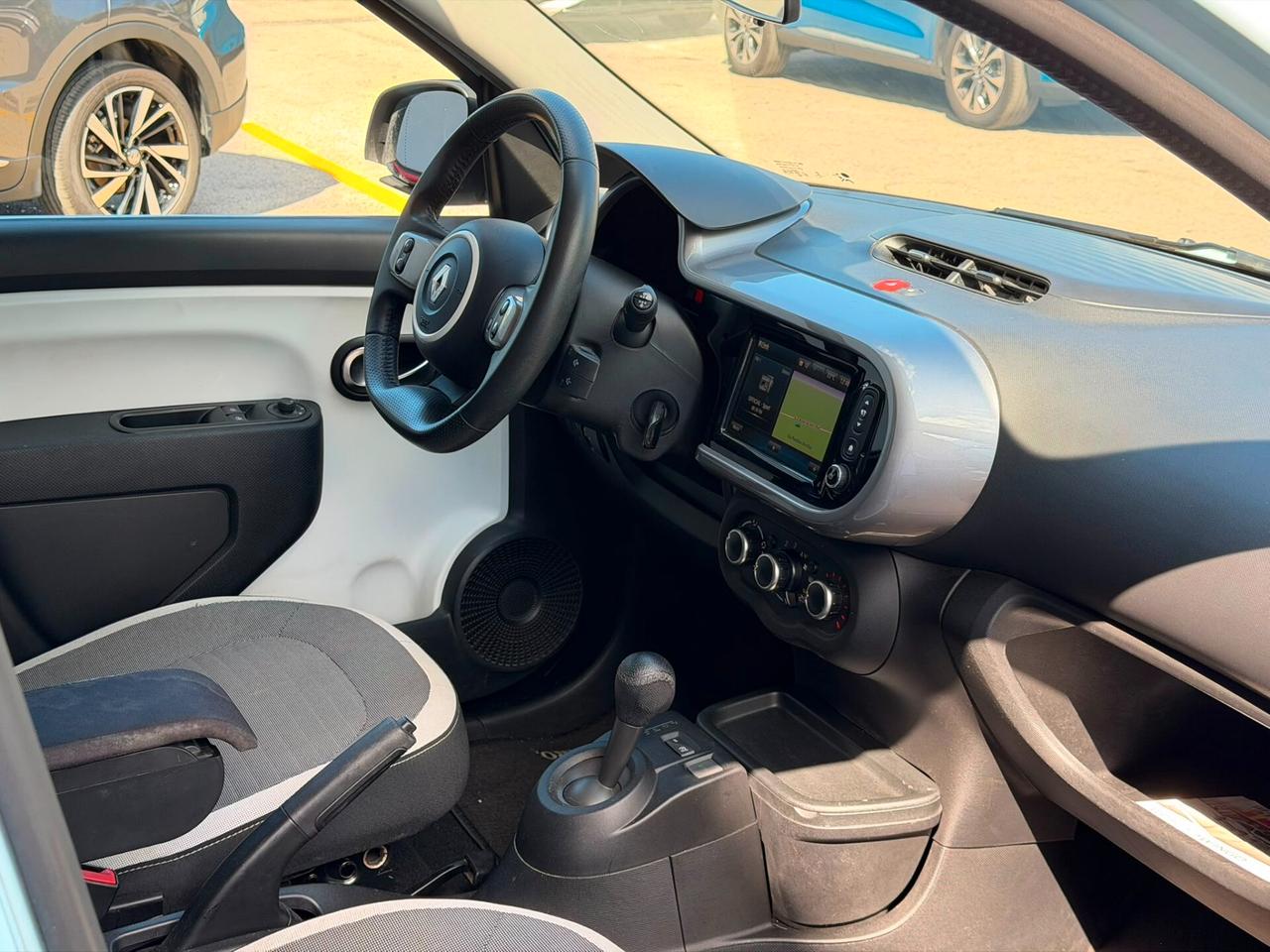 Renault Twingo SCe EDC Duel