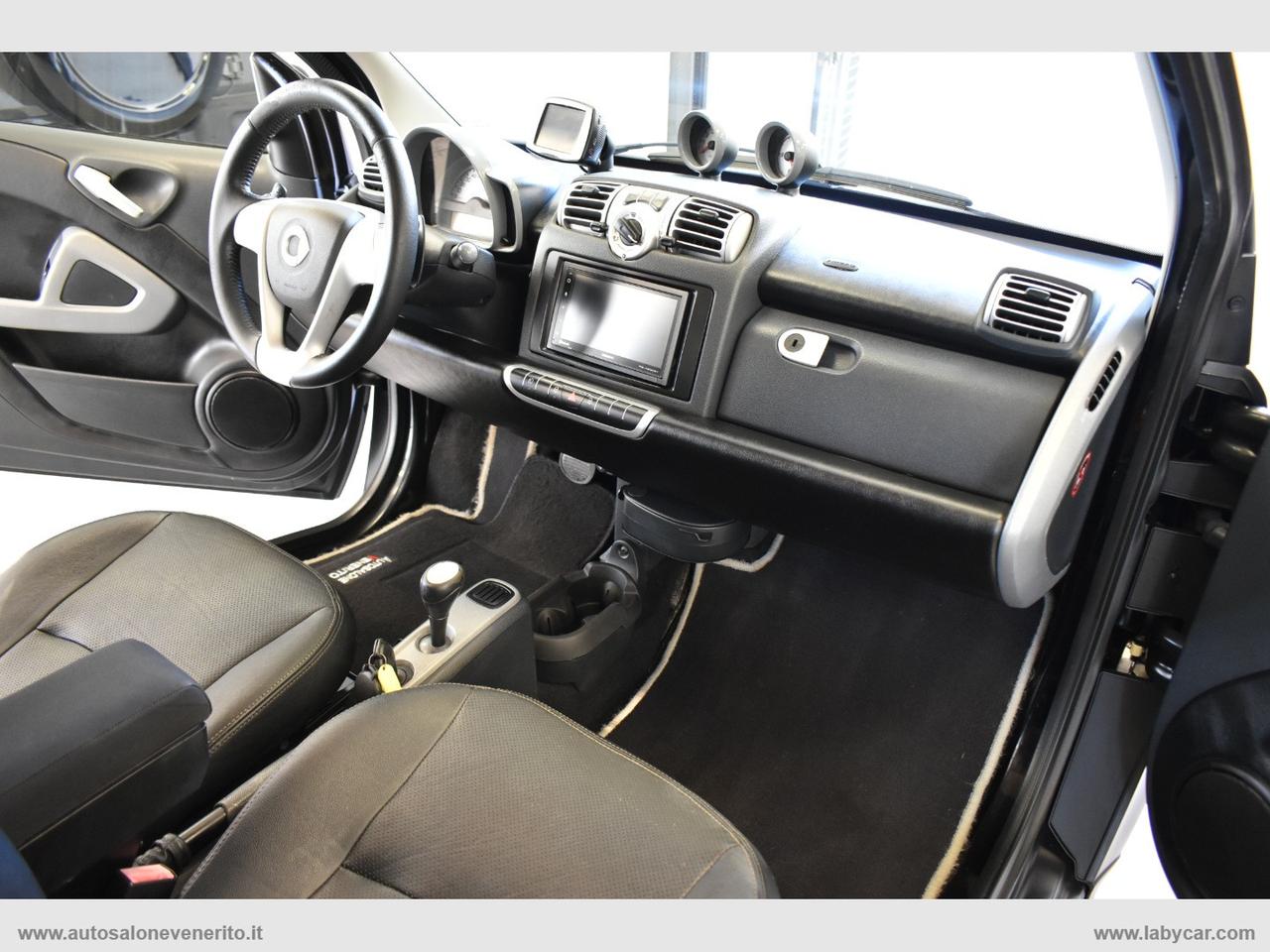 SMART fortwo 1000 62 kW coupé passion