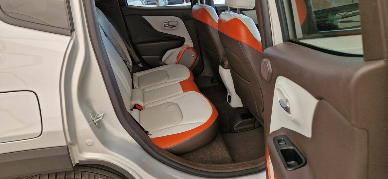 Jeep Renegade 1.6 Mjt 120cv LIMITED Beats Edition