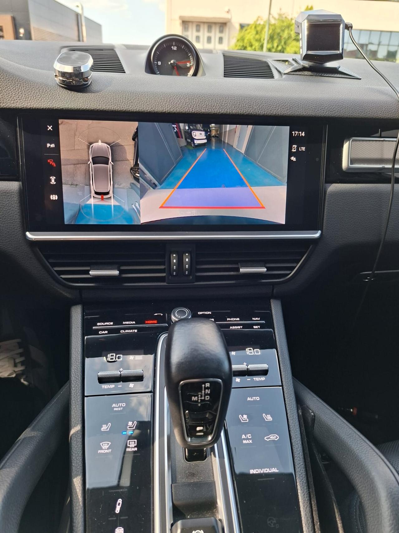 Porsche Cayenne 3.0 V6 E-Hybrid Platinum Edition