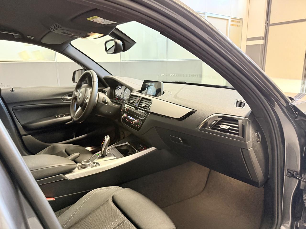 Bmw 118 118d 5p. Msport