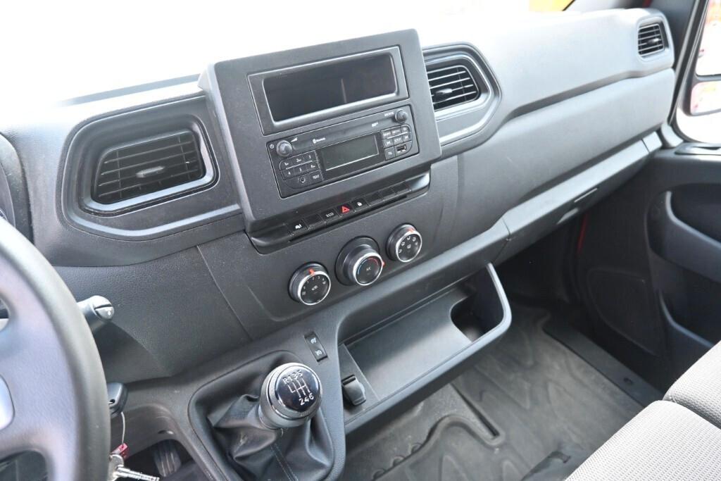 RENAULT MASTER T28 2.3 DCI 135CV 6M. PC-TN PORTATA 822KG FURGONE ICE ( CLIMA - BLUETOOTH )