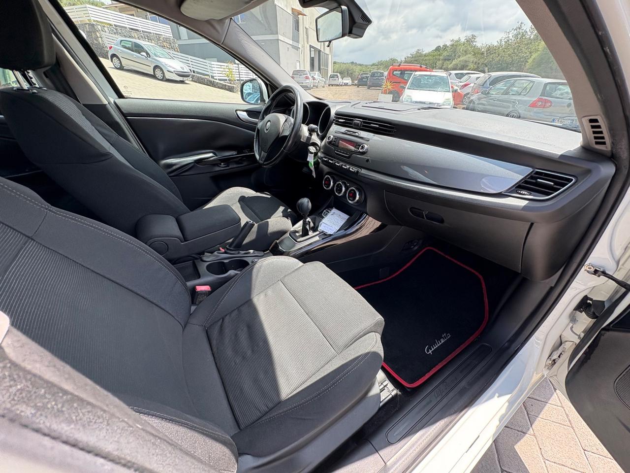 Alfa Romeo Giulietta 2.0 JTDm-2 140 CV Distinctive