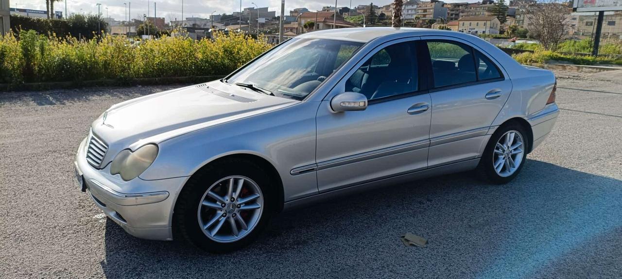 Mercedes-benz C 220 CDI cat Elegance