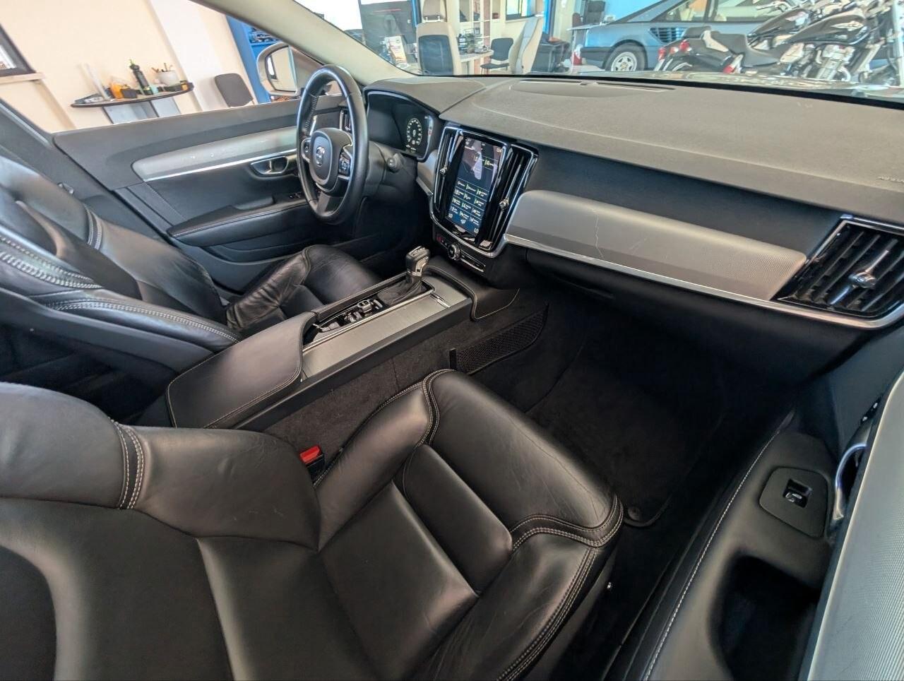 Volvo V90 D5 AWD Geartronic Inscription FULL OPT