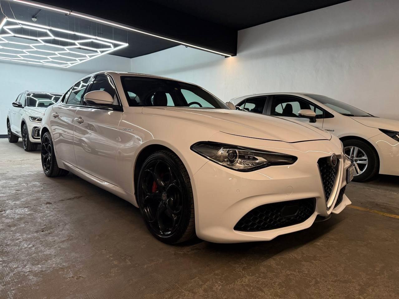 Alfa Romeo Giulia 2.2 Turbodiesel 210 CV AT8 AWD Q4 Veloce